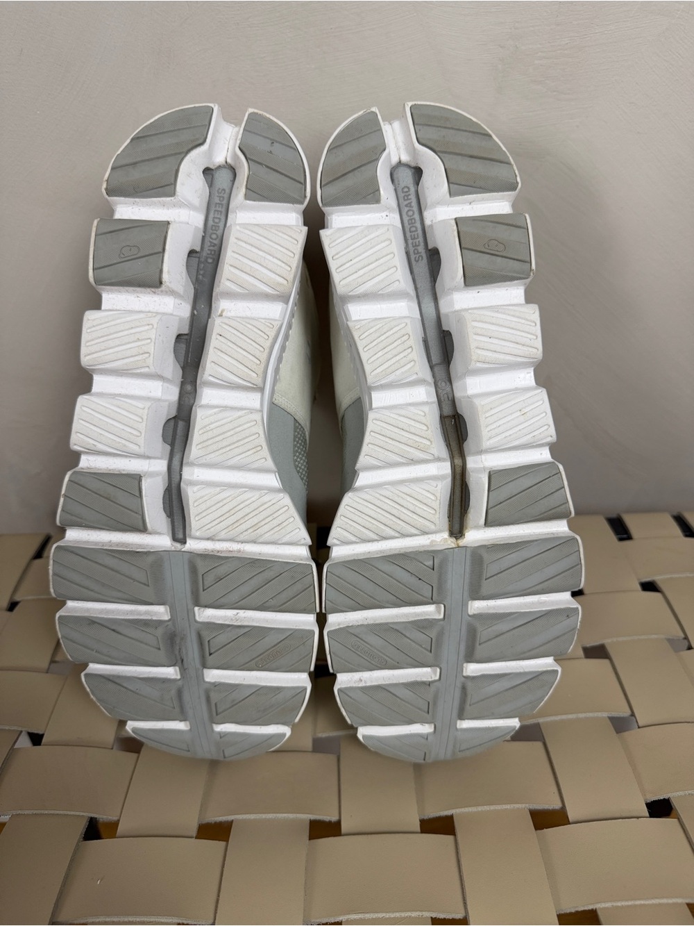 On Cloud Hi Edge Men’s 13 Aloe Pecan CloudTec Sneakers Hiking Running Shoes - Picture 8 of 13